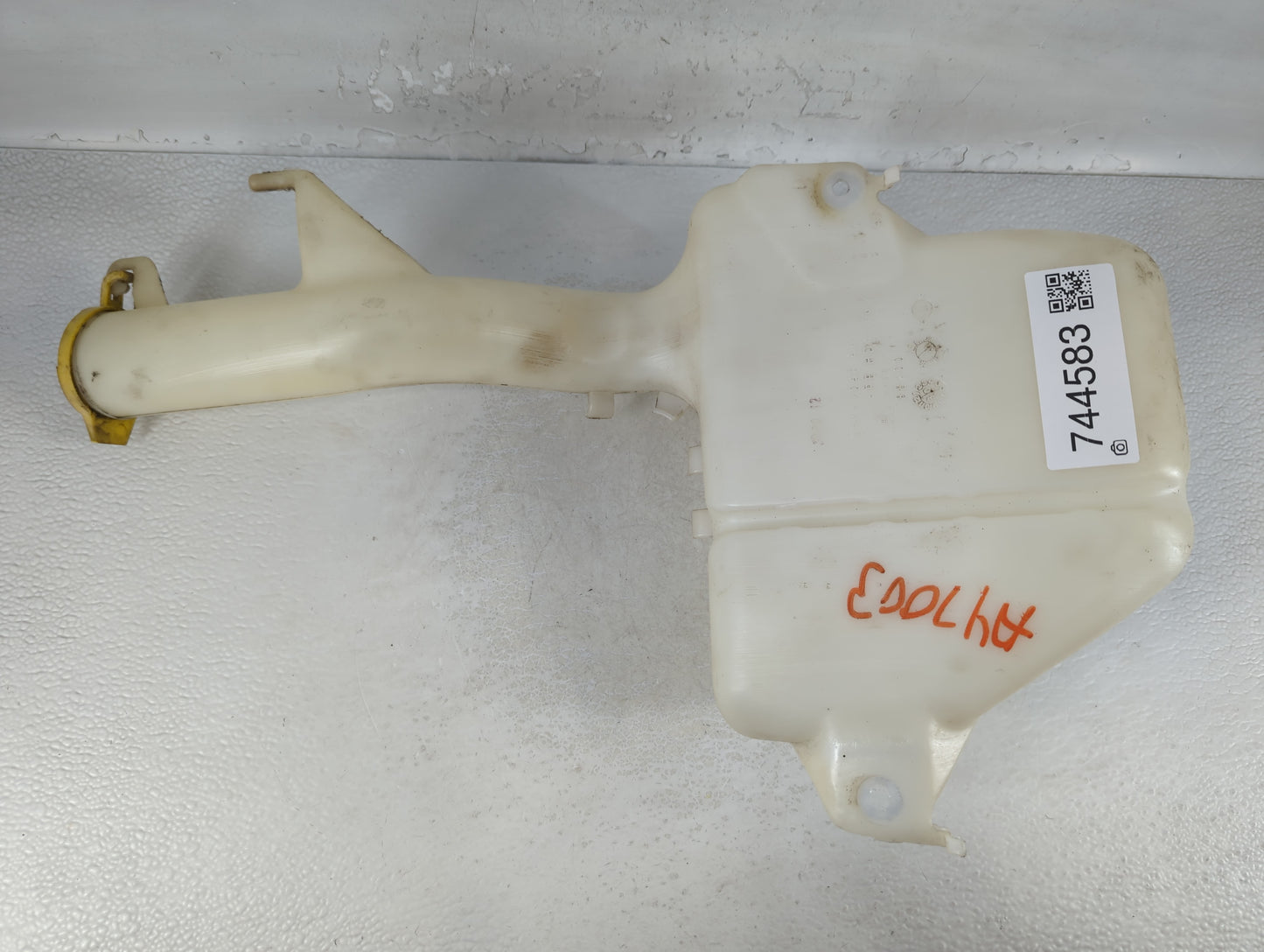 Dodge Caravan Windshield Washer Fluid Reservoir Bottle Oem - Oemusedautoparts1.com