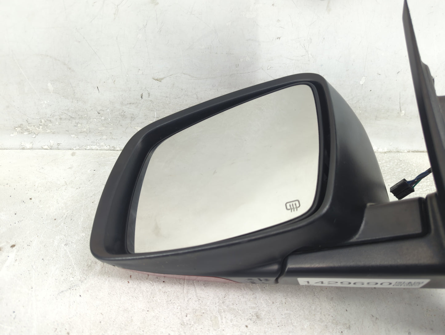 2009 Dodge Journey Driver Side View Mirror - Left Door Mirror OEM Used - Oemusedautoparts1.com