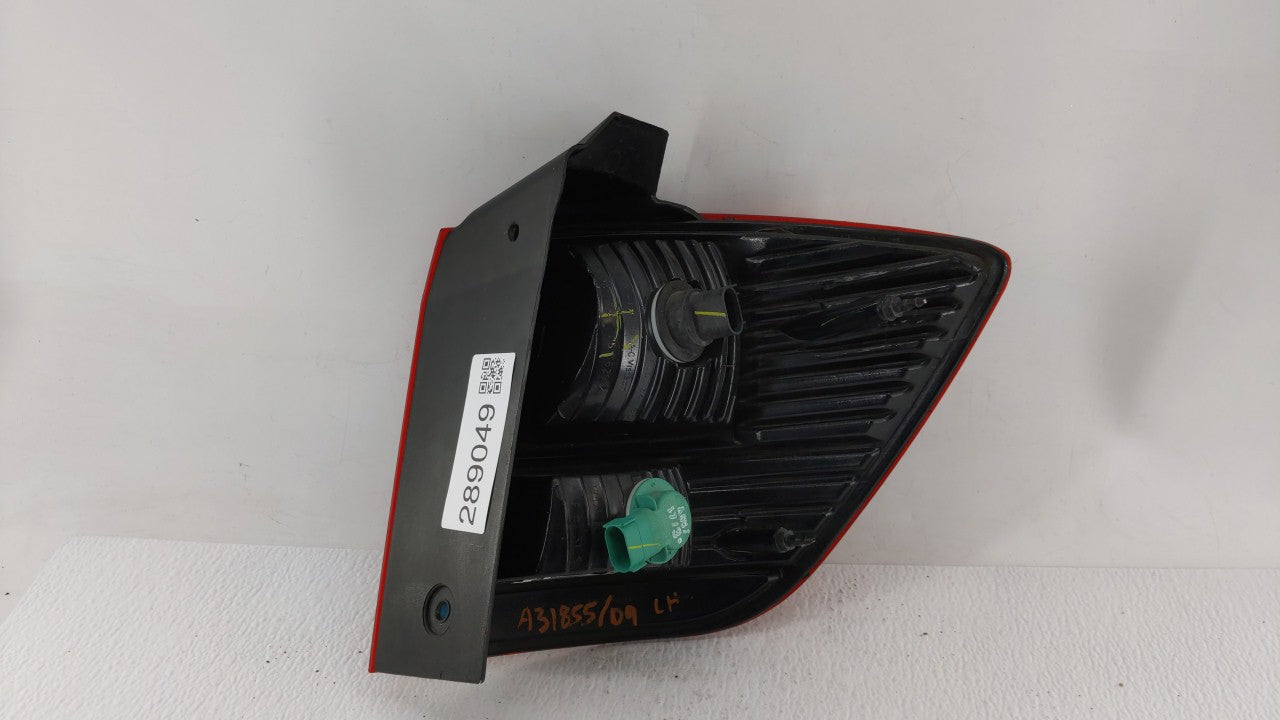 2009 Dodge Journey Tail Light Assembly Driver Left OEM P/N:68185889AA 05116291AD, 05116291AE, 05067785A Fits OEM Used Auto P