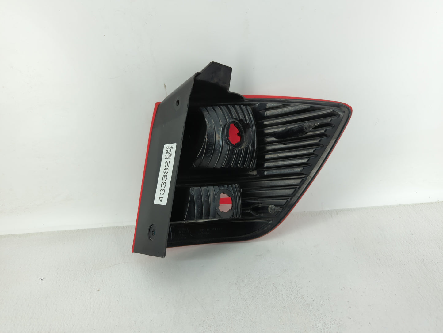 2009 Dodge Journey Tail Light Assembly Driver Left OEM P/N:05116291AD 05067785AB Fits OEM Used Auto Parts - Oemusedautoparts