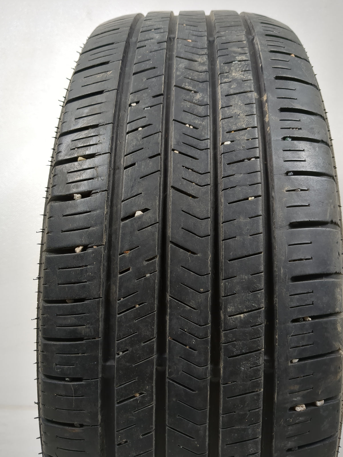 Used Tire 225/55R17 NEXEN N5000 PLATINUM 102H - Tread Depth 6/32 - Oemusedautoparts1.com