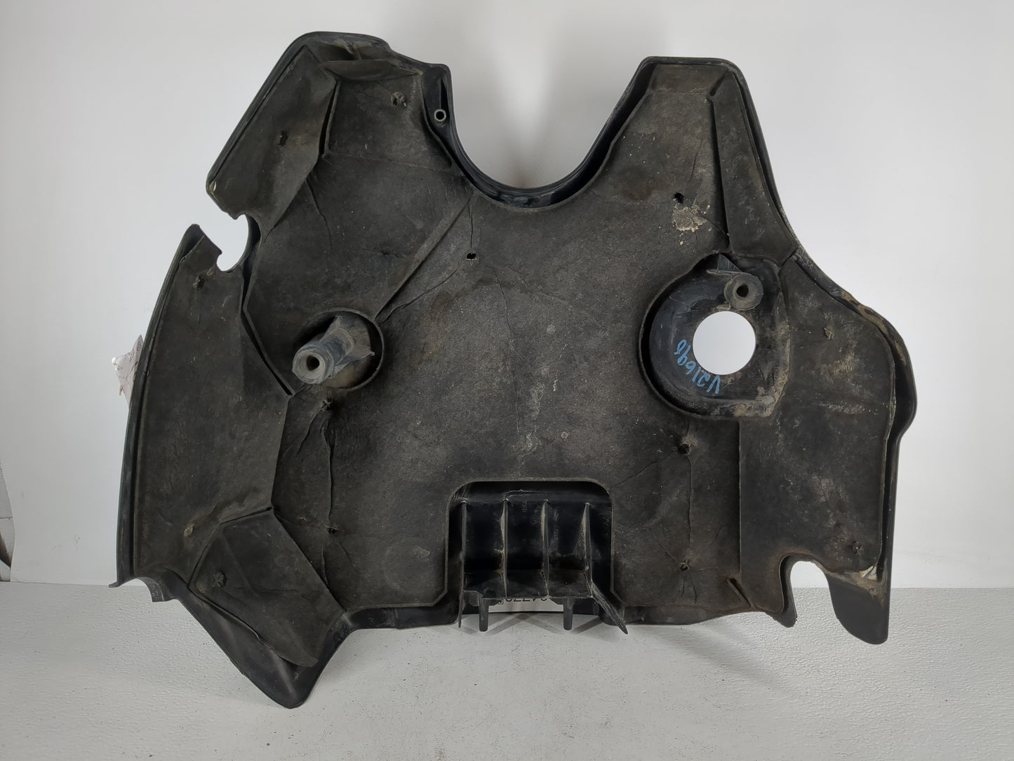 2009 Dodge Ram 1500 Engine Cover - Oemusedautoparts1.com