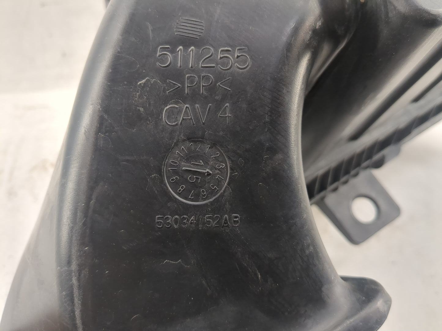 2002-2003 Dodge Ram 1500 Air Cleaner Intake-duct Hose Tube - Oemusedautoparts1.com