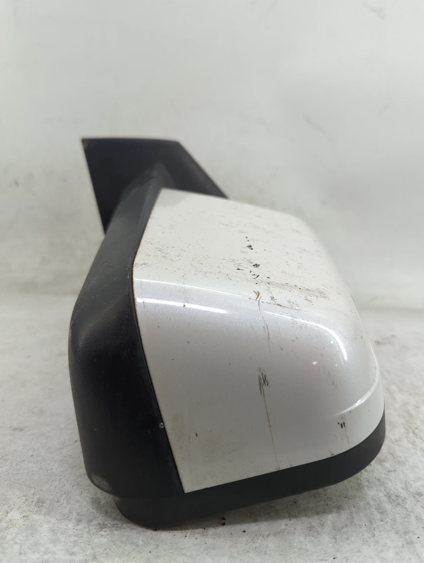 2009-2011 Ford Edge Driver Side View Mirror - Left Door Mirror OEM Used - Oemusedautoparts1.com