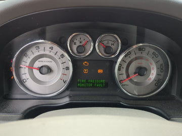 2008-2010 Ford Edge Instrument Cluster Speedometer Gauges Fits Fits 2008 2009 2010 OEM Used Auto Parts
