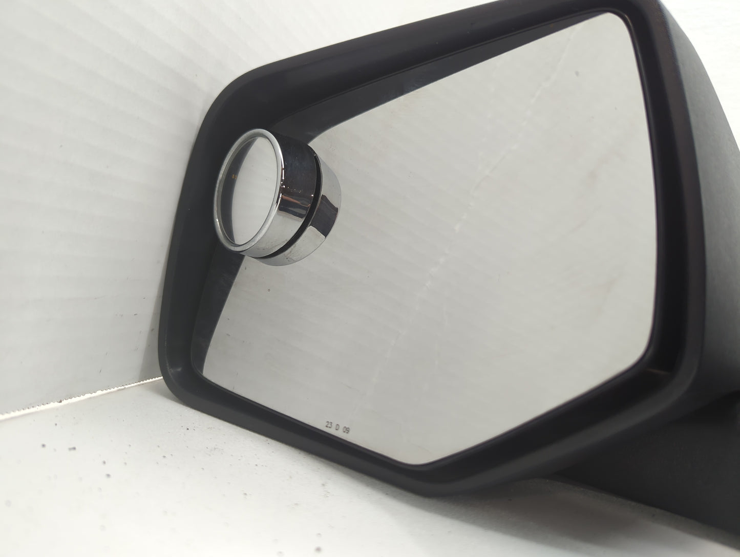 2008-2009 Ford Escape Driver Left Side View Manual Door Mirror Black - Oemusedautoparts1.com