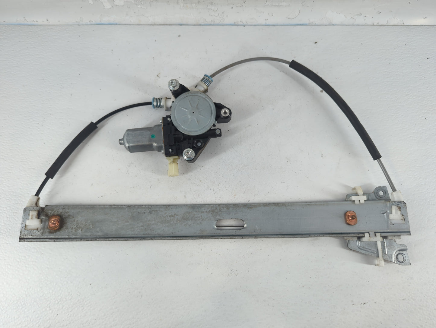 2008-2012 Ford Escape Used Window Regulator Passenger Front 794032 - Oemusedautoparts1.com