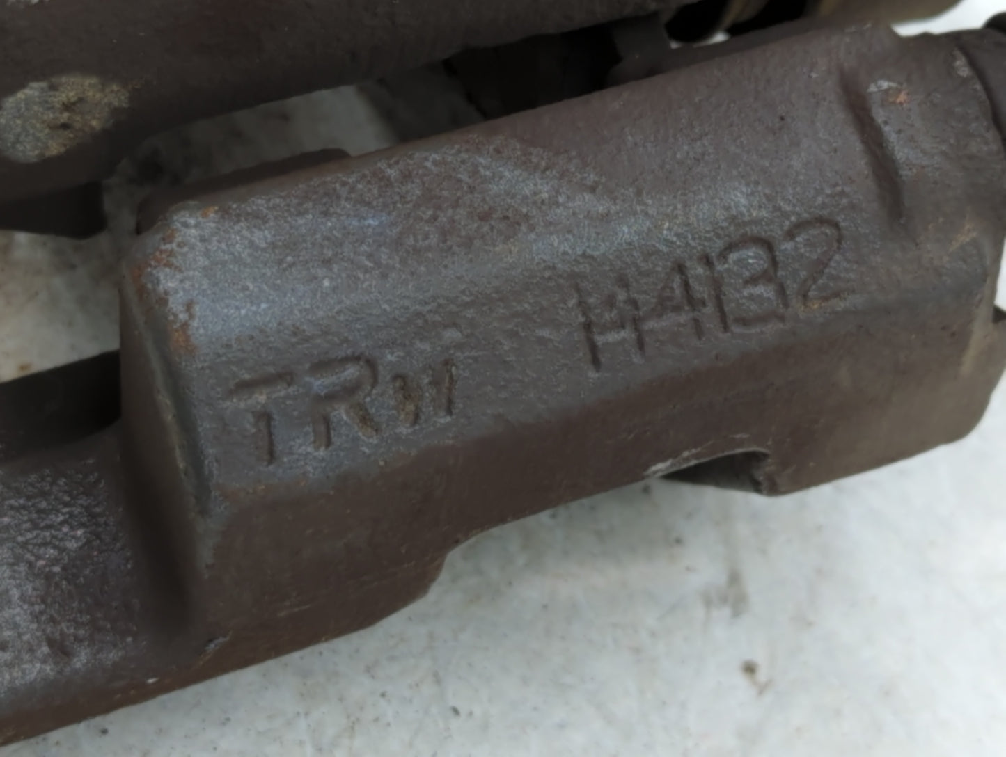 2005-2012 Ford F-350 Super Duty Rear Driver Left Brake Caliper - Oemusedautoparts1.com