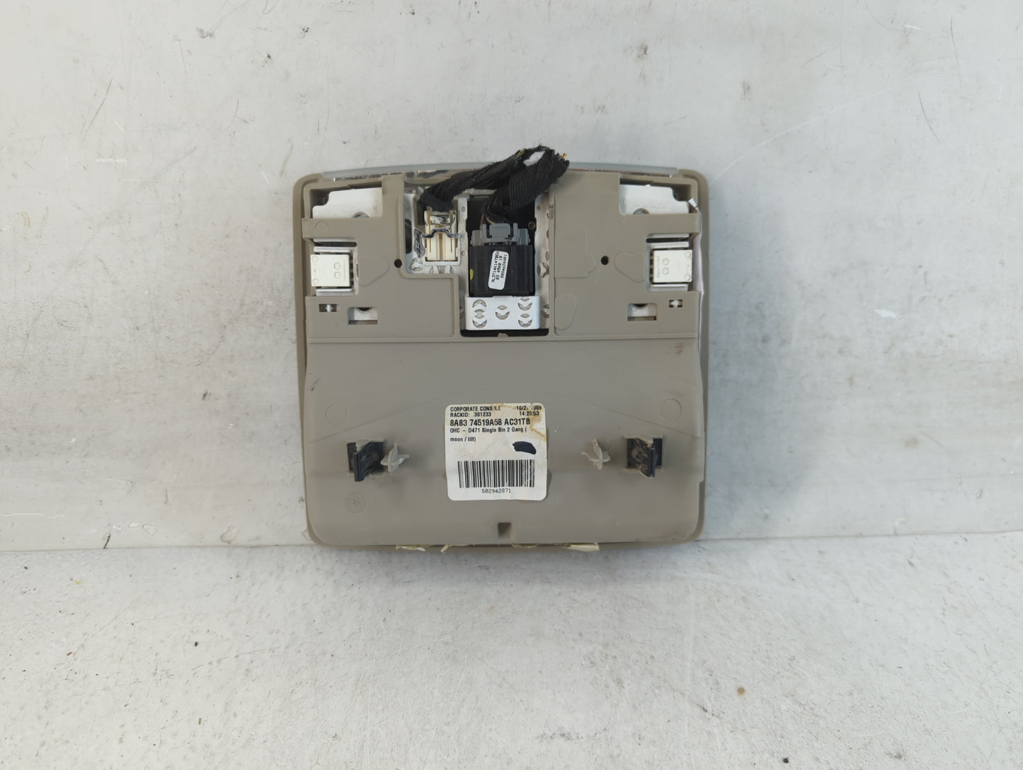 2009-2012 Ford Flex Overhead Roof Console 888778 - Oemusedautoparts1.com