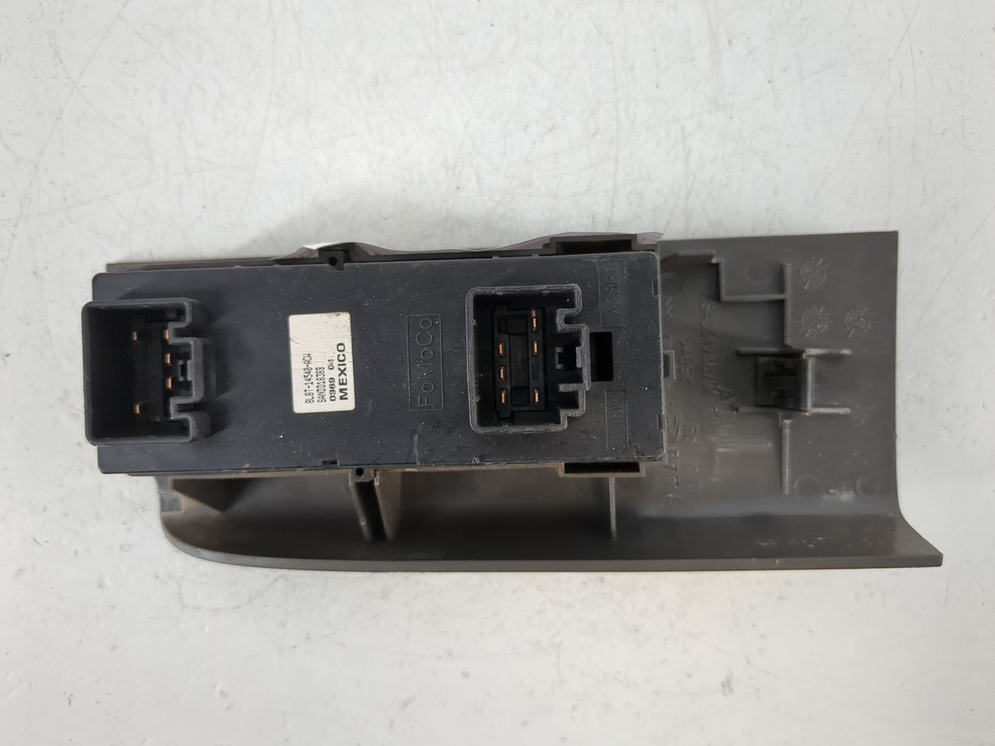 2008-2011 Ford Focus Master Power Window Switch Replacement Driver Side Left P/N:8L8T-14540-ACW Fits Fits 2008 2009 2010 201