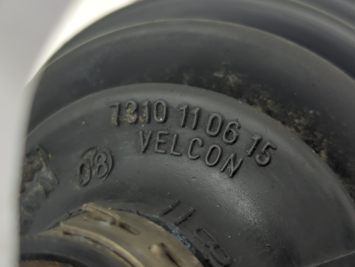 2006-2011 Ford Focus Axle Shaft Front Driver Cv C/v - Oemusedautoparts1.com