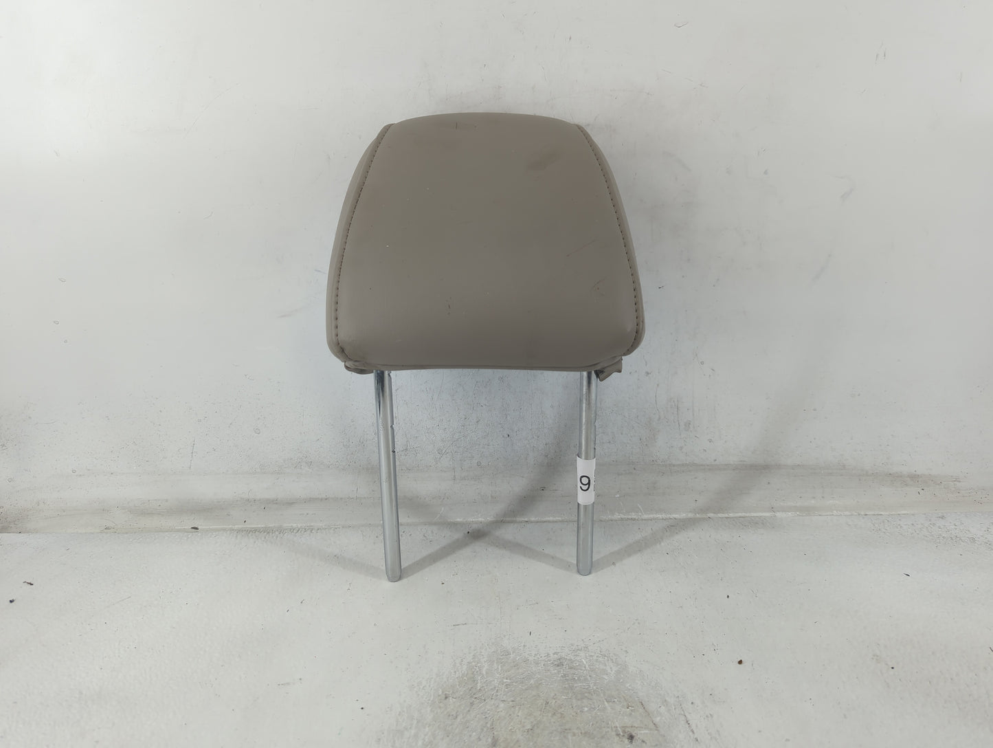 2009 Ford Focus Headrest Head Rest Front Driver Passenger Seat Fits OEM Used Auto Parts - Oemusedautoparts1.com