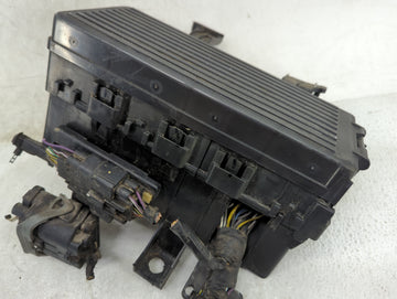 2006-2009 Ford Fusion Fusebox Fuse Box Panel Relay Module P/N:54-7146-30 Fits Fits 2006 2007 2008 2009 OEM Used Auto Parts
