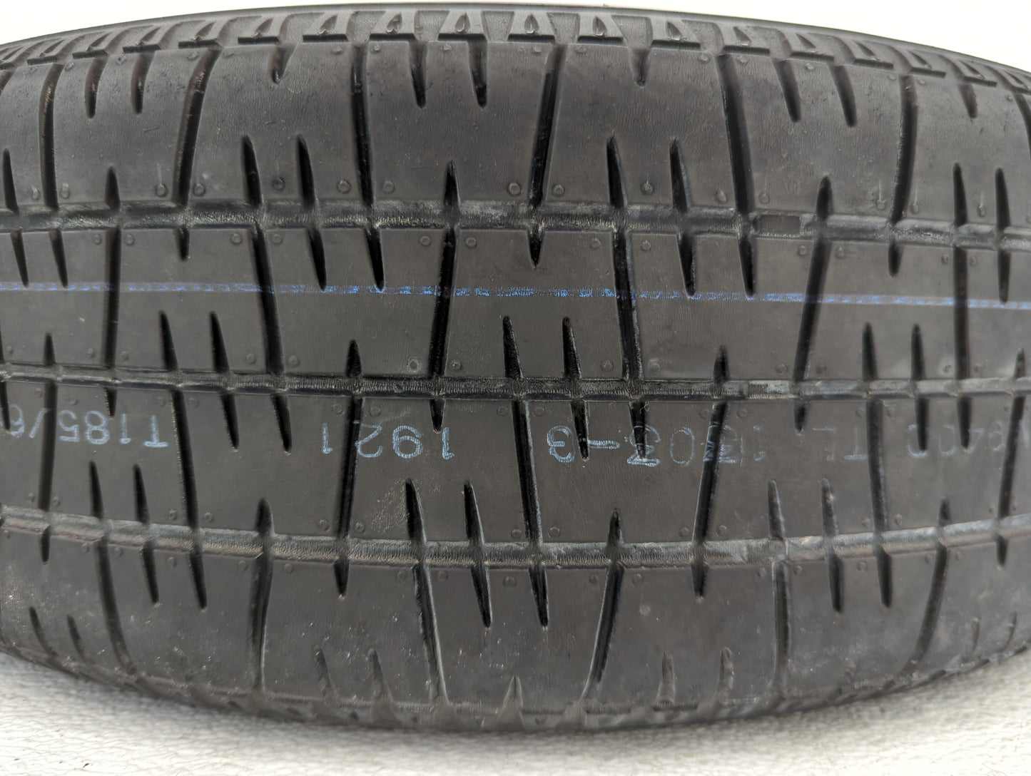 2009 Ford Mustang Spare Donut Tire Wheel Rim Oem - Oemusedautoparts1.com