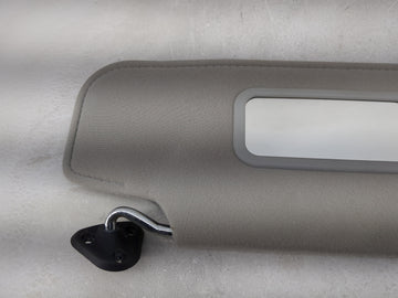 2007-2010 Ford Ranger Sun Visor Shade Replacement Passenger Right Mirror Fits Fits 2007 2008 2009 2010 OEM Used Auto Parts