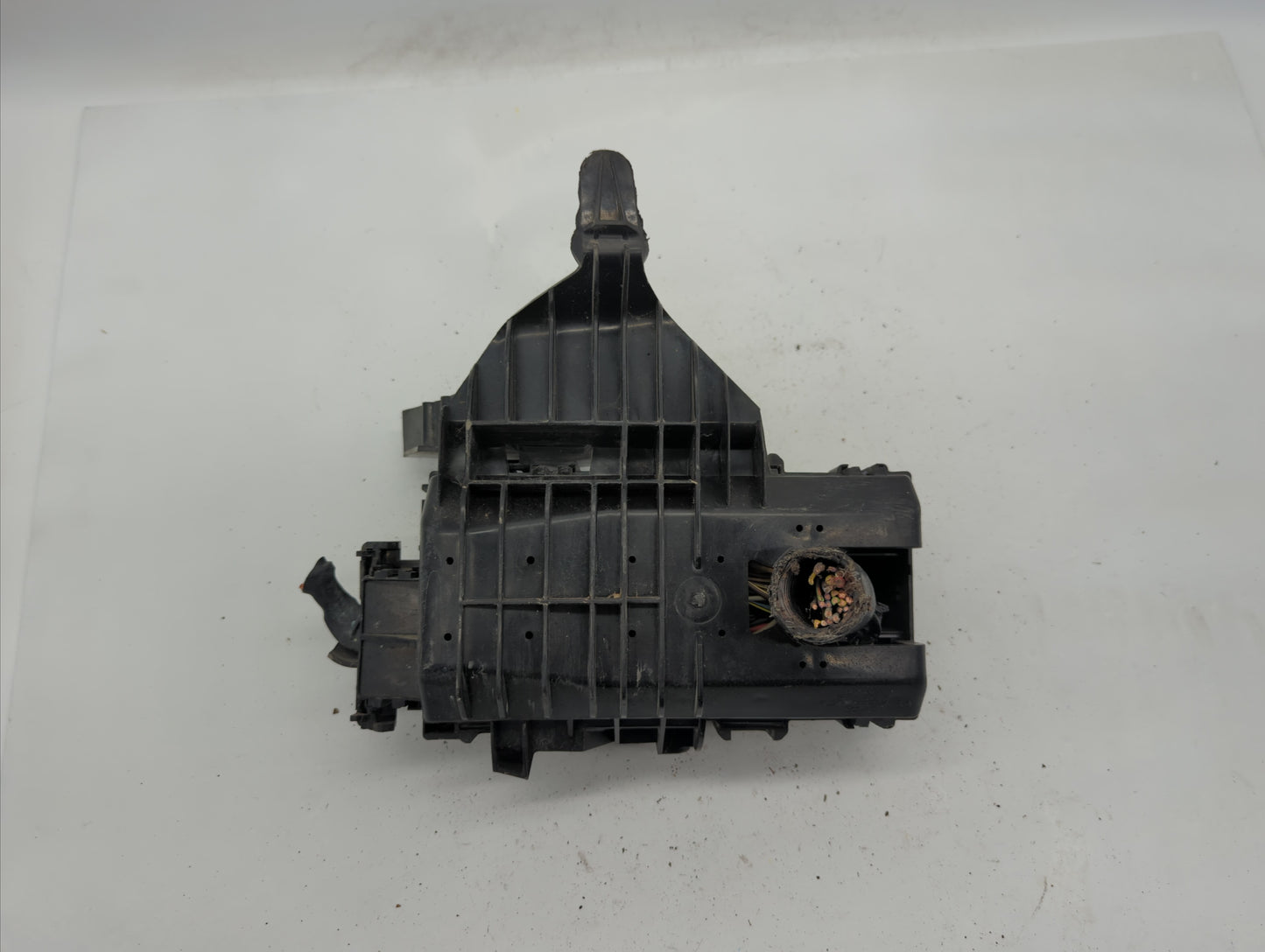 2007-2011 Ford Ranger Fusebox Fuse Box Panel Relay Module P/N:2L5T-14A075-AA 7L5T-14A254-AA Fits Fits 2007 2008 2009 2010 20
