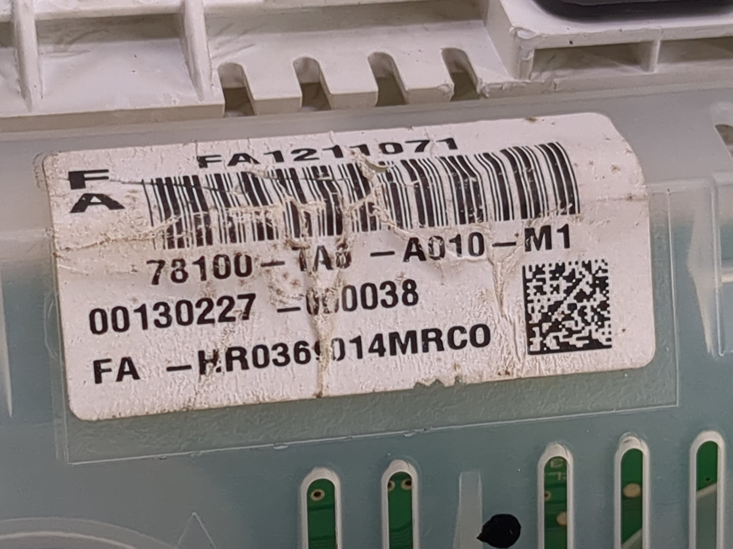 2008-2012 Honda Accord Instrument Cluster Speedometer Gauges P/N:78100-TA0-A010-M1 FA1211071 Miles: Fits OEM Used Auto Parts