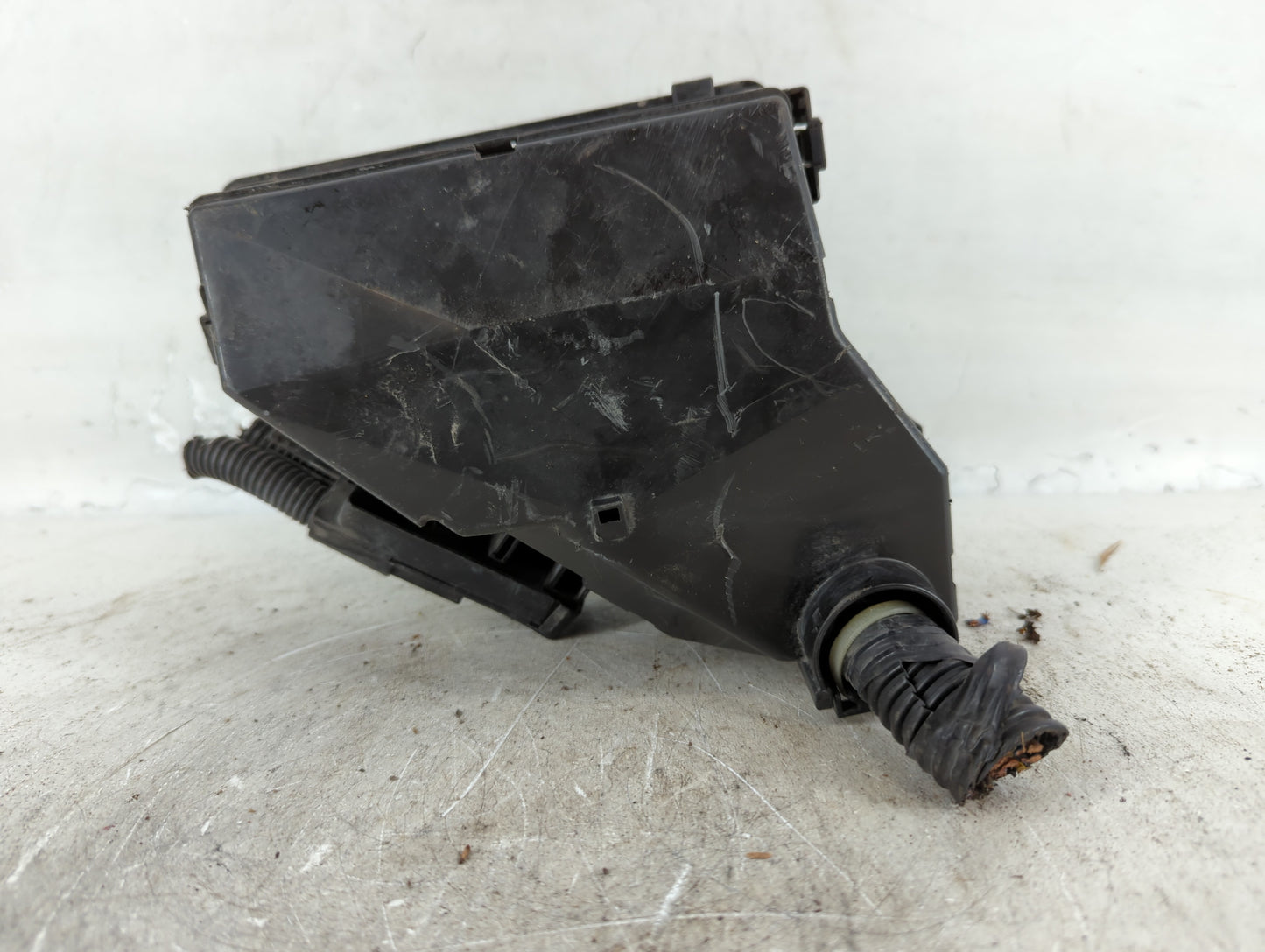 2008-2011 Honda Civic Fusebox Fuse Box Panel Relay Module P/N:SVA-C131 Fits Fits 2008 2009 2010 2011 OEM Used Auto Parts - O