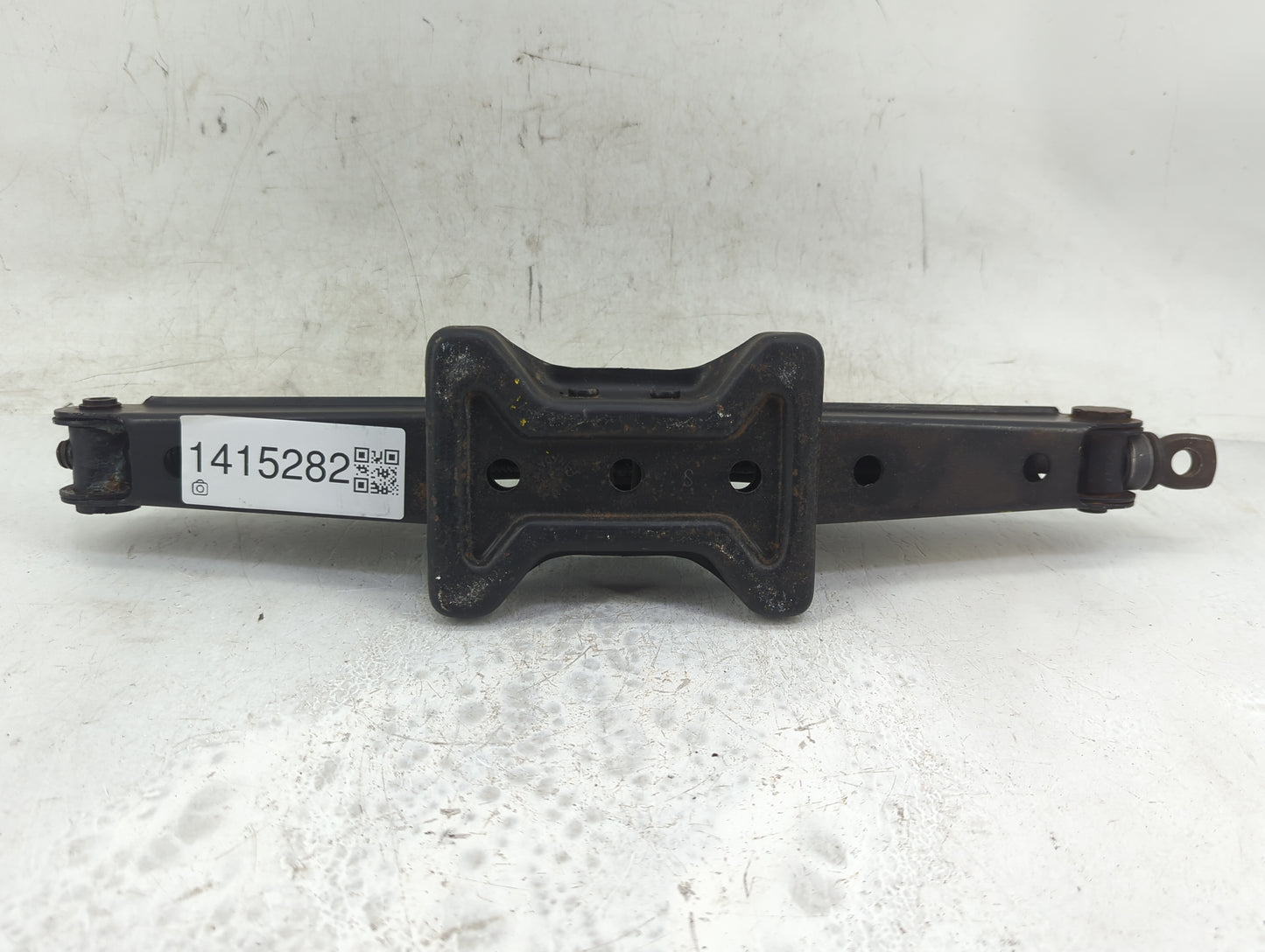 2009 Hummer H2 Spare Scissor Car Jack - Oemusedautoparts1.com