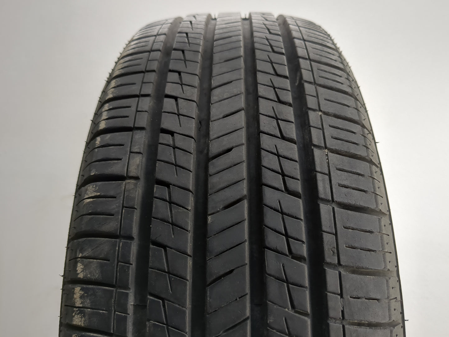 Used Tire 185/65R14 IRONHEAD REFLEX IH01 86H - Tread Depth 9/32 - Oemusedautoparts1.com
