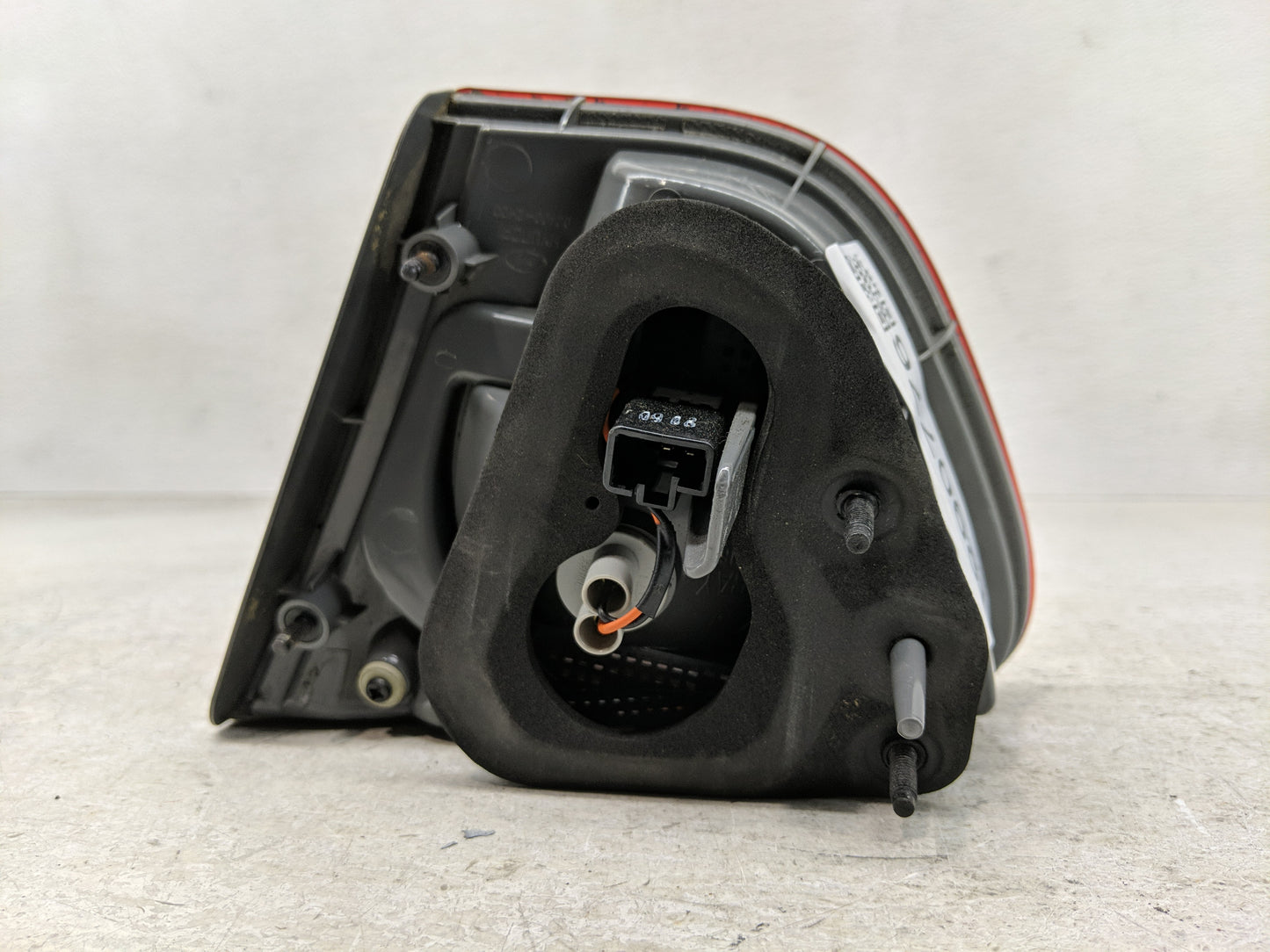 2007-2010 Hyundai Elantra Tail Light Assembly Passenger Right OEM Fits Fits 2007 2008 2009 2010 OEM Used Auto Parts - Oemuse