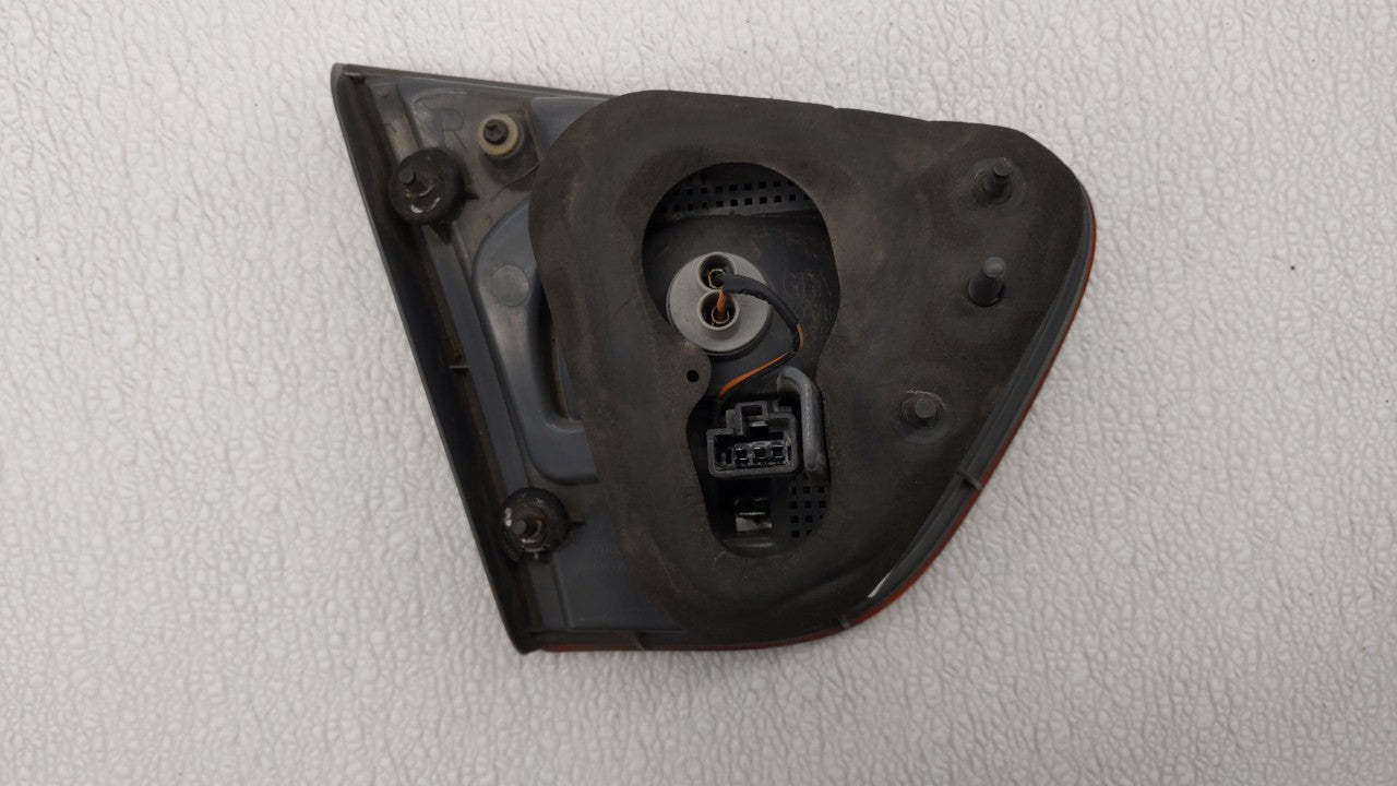 2007-2010 Hyundai Elantra Tail Light Assembly Passenger Right OEM P/N:92404-2H00 Fits Fits 2007 2008 2009 2010 OEM Used Auto