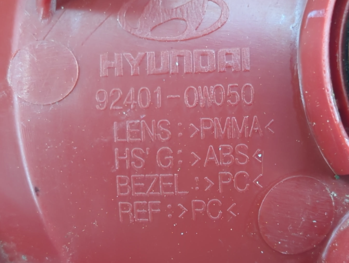 2007-2009 Hyundai Santa Fe Tail Light Assembly Driver Left OEM P/N:92401-0W050 Fits Fits 2007 2008 2009 OEM Used Auto Parts