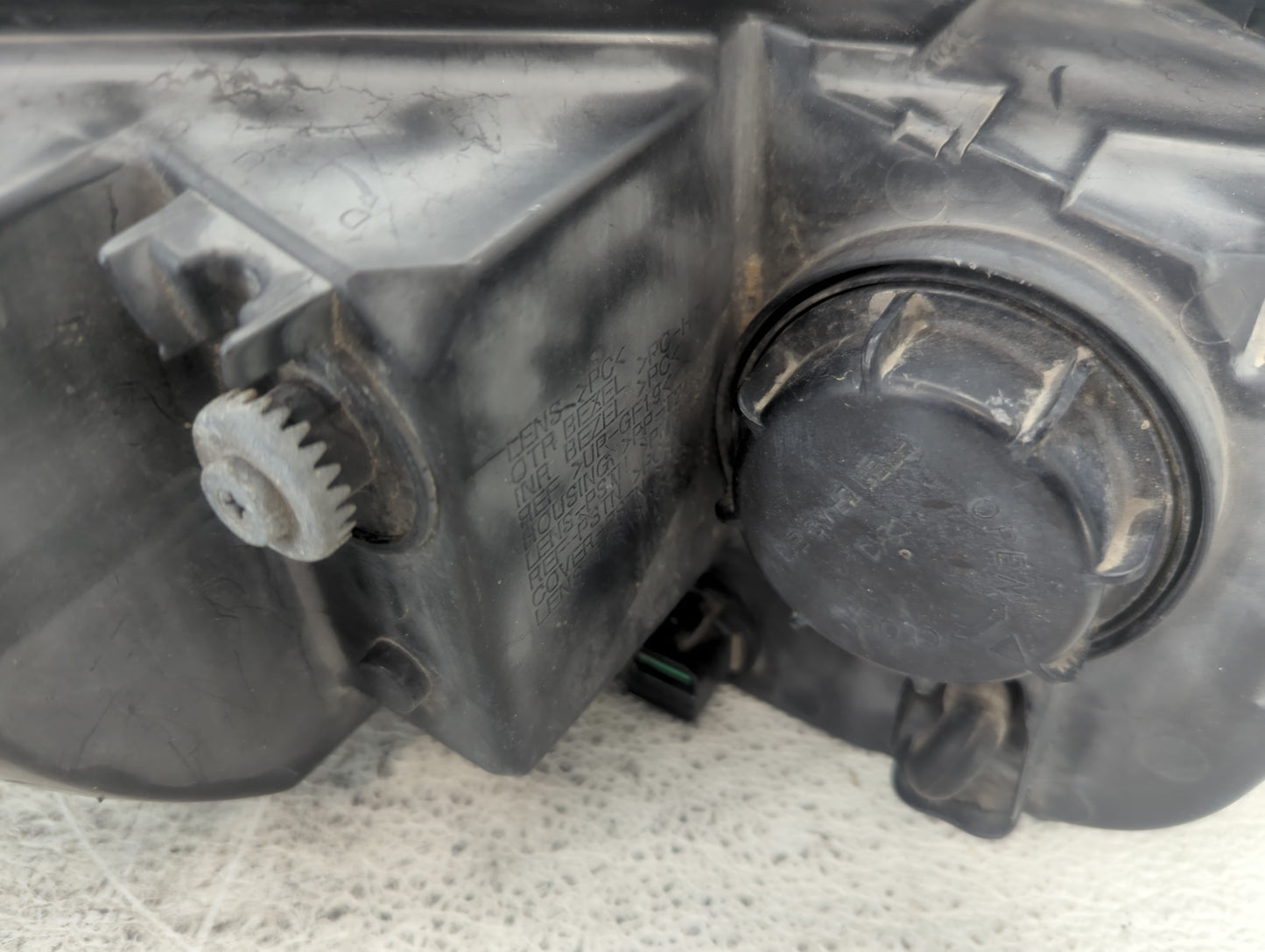 2007-2009 Hyundai Santa Fe Driver Left Oem Head Light Headlight Lamp - Oemusedautoparts1.com