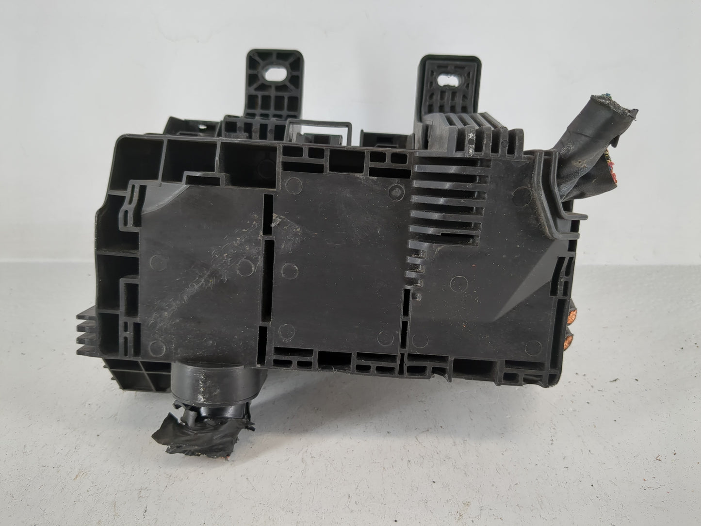 2008-2010 Hyundai Sonata Fusebox Fuse Box Panel Relay Module P/N:91950-3K750 Fits Fits 2008 2009 2010 OEM Used Auto Parts -
