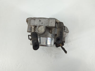 2006-2010 Hyundai Sonata Throttle Body P/N:9 590 930 001 35100-2400 Fits Fits 2006 2007 2008 2009 2010 2011 2012 2013 OEM Used Auto Parts