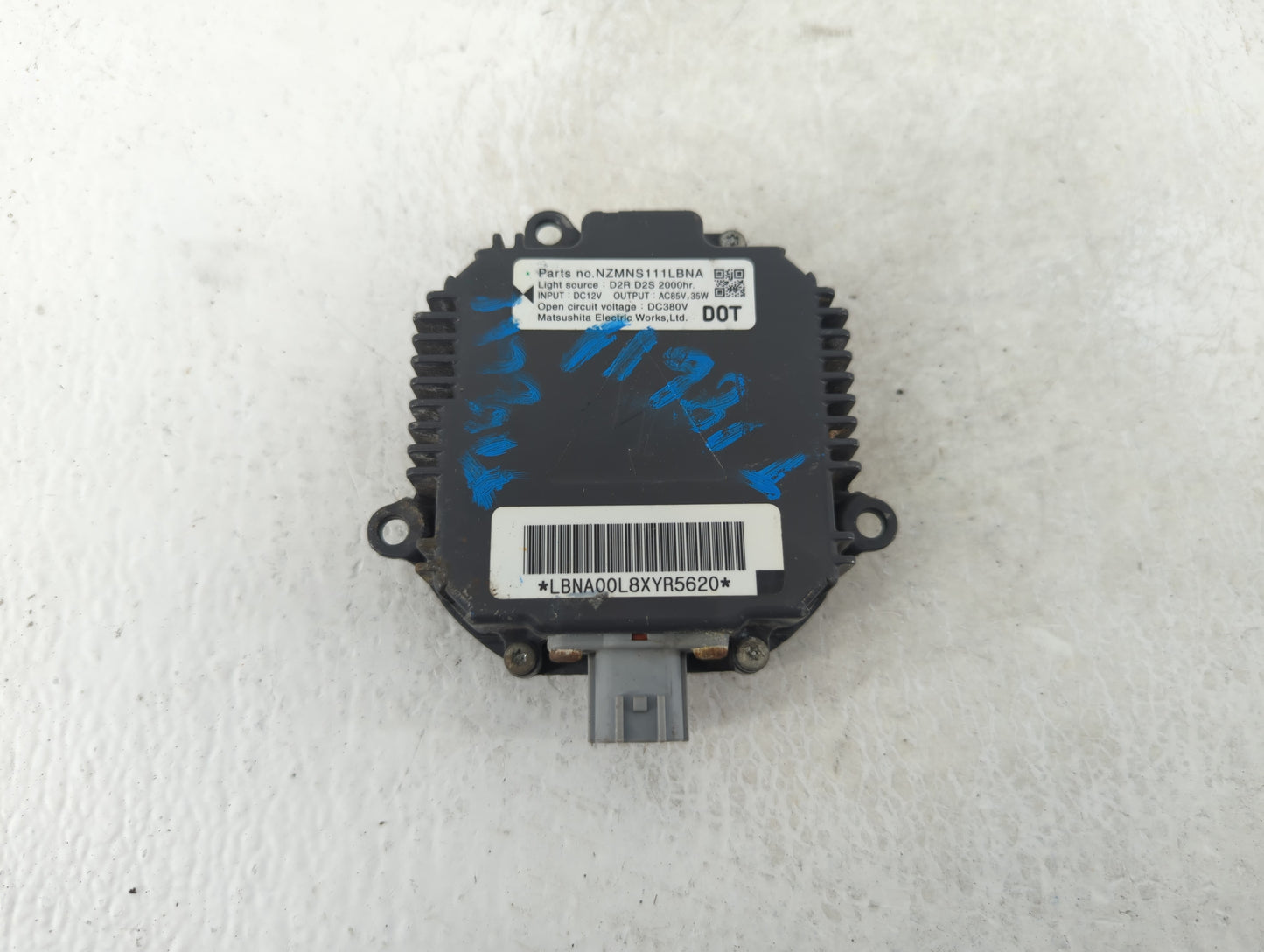 Infiniti Q60 Headlight Ballast Head Light - Oemusedautoparts1.com