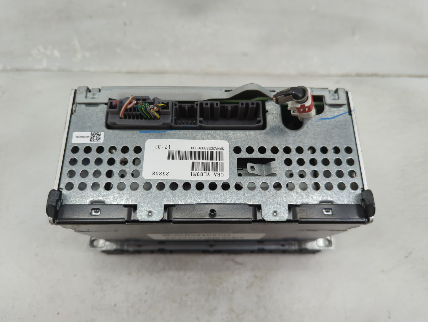 2009-2010 Jeep Patriot Radio AM FM Cd Player Receiver Replacement P/N:P68021159AD Fits Fits 2008 2009 2010 OEM Used Auto Par