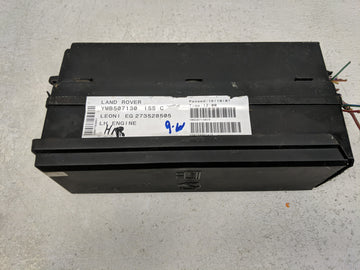 2007-2009 Land Rover Range Rover Sport Fusebox Fuse Box Panel Relay Module P/N:YPP500080 Fits Fits 2007 2008 2009 OEM Used Auto Parts