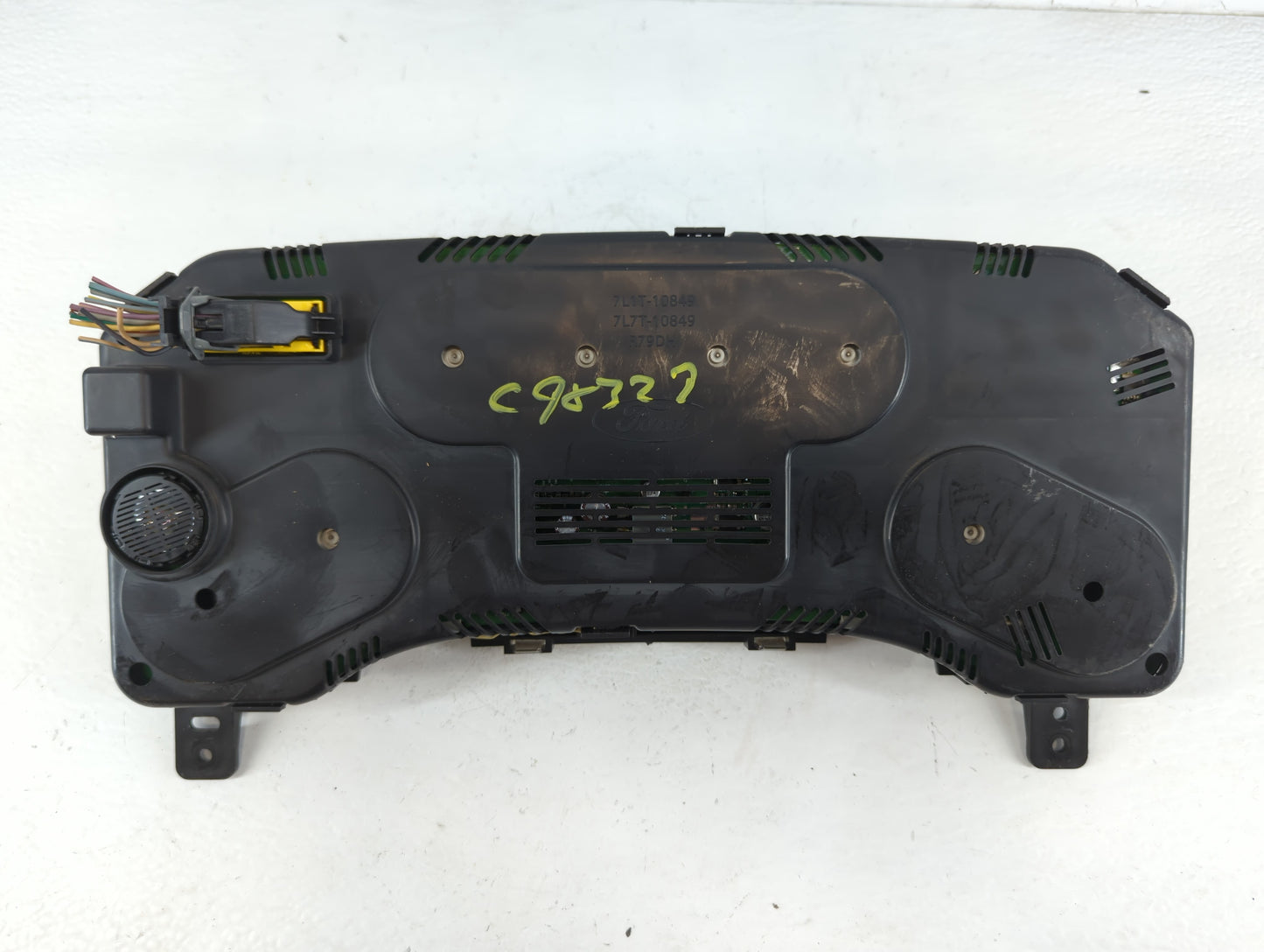 2009 Lincoln Navigator Instrument Cluster Speedometer Gauges P/N:9L7T-10849-AD Fits OEM Used Auto Parts - Oemusedautoparts1.