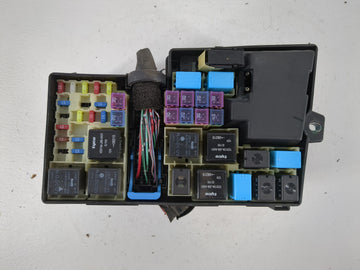 2007-2009 Mazda Cx-7 Fusebox Fuse Box Panel Relay Module P/N:518818109 Fits Fits 2007 2008 2009 OEM Used Auto Parts