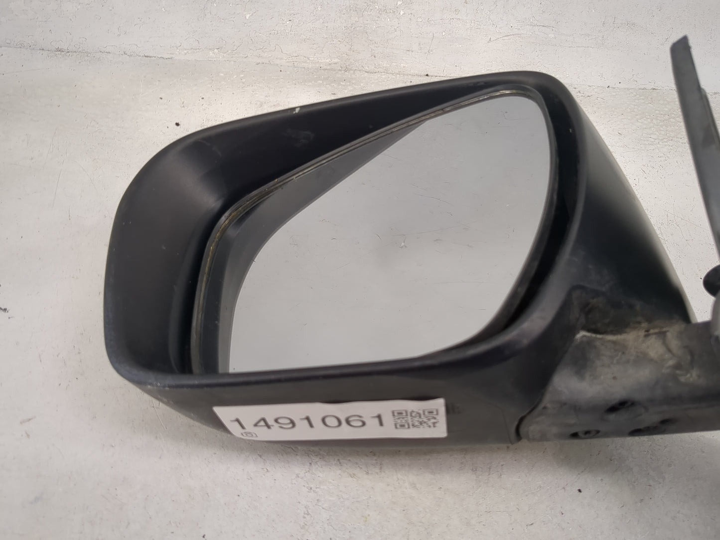 2009 Mazda Mazda5 Driver Side View Mirror - Left Door Mirror OEM Used - Oemusedautoparts1.com