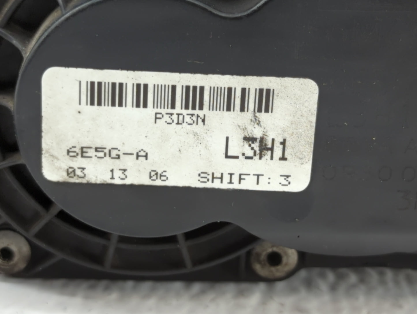 2006-2009 Mercury Milan Throttle Body P/N:6E5G-9F991-A Fits Fits 2006 2007 2008 2009 OEM Used Auto Parts - Oemusedautoparts1