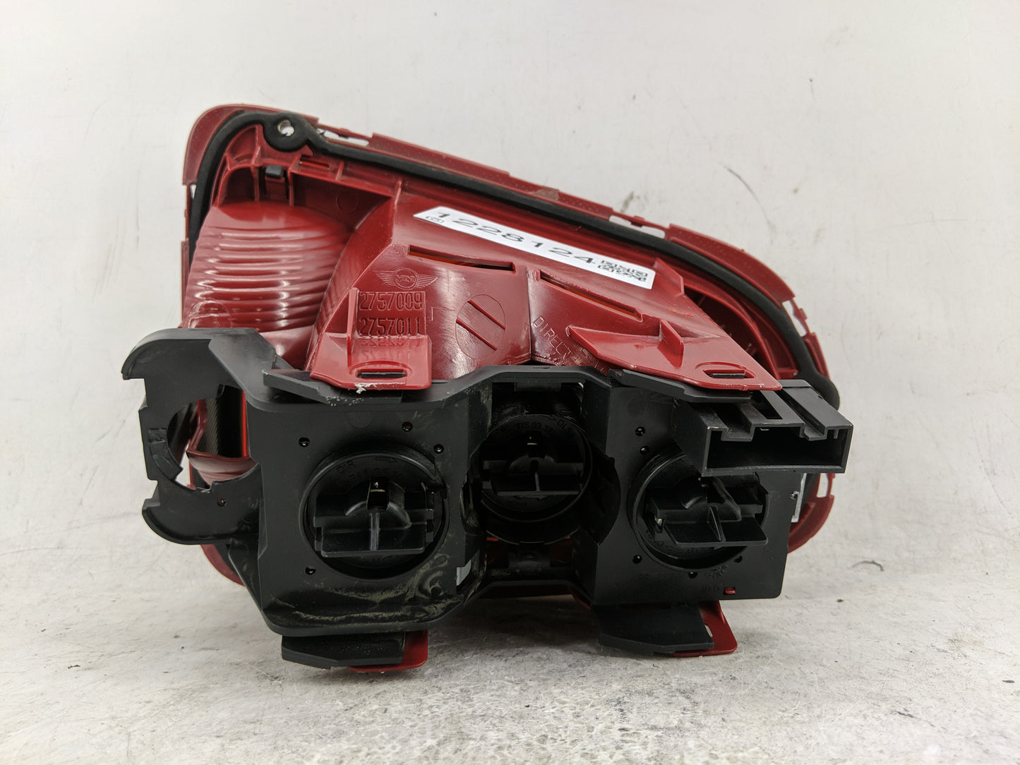 2009 Mini Cooper Tail Light Assembly Driver Left OEM P/N:2757011 2757009 Fits OEM Used Auto Parts - Oemusedautoparts1.com
