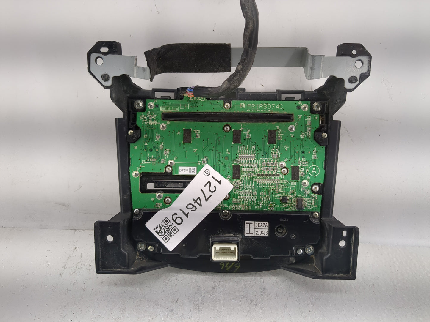 2009-2009 Nissan 370z Radio Control Panel - Oemusedautoparts1.com