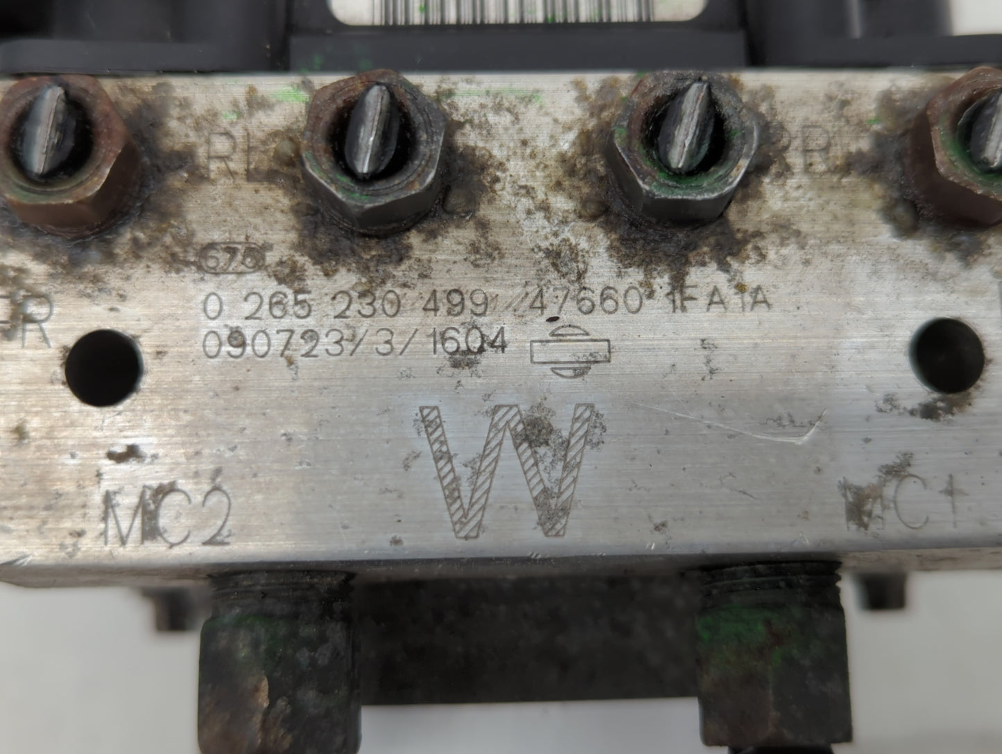 2009-2010 Nissan Cube ABS Pump Control Module Replacement P/N:47660 1FA1A Fits Fits 2009 2010 OEM Used Auto Parts - Oemuseda