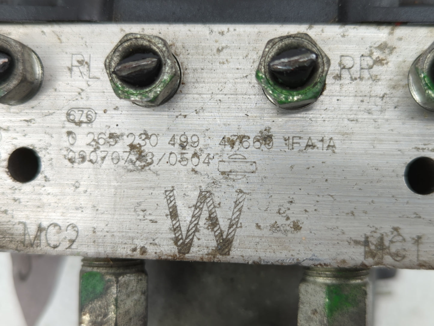 2009-2010 Nissan Cube ABS Pump Control Module Replacement P/N:47660 1FA1A Fits Fits 2009 2010 OEM Used Auto Parts - Oemuseda