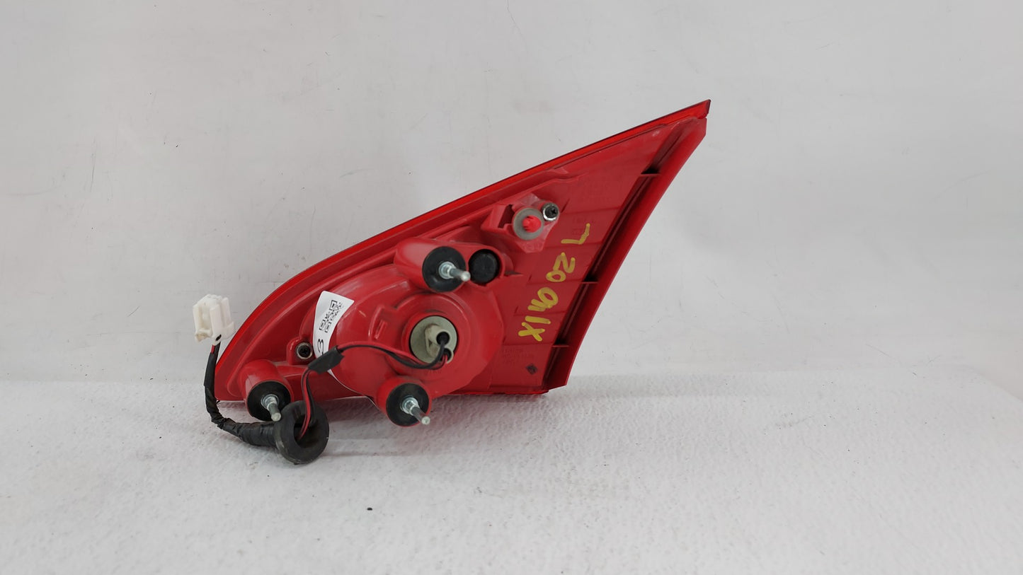 2009-2010 Nissan Murano Tail Light Assembly Driver Left OEM Fits Fits 2009 2010 OEM Used Auto Parts - Oemusedautoparts1.com