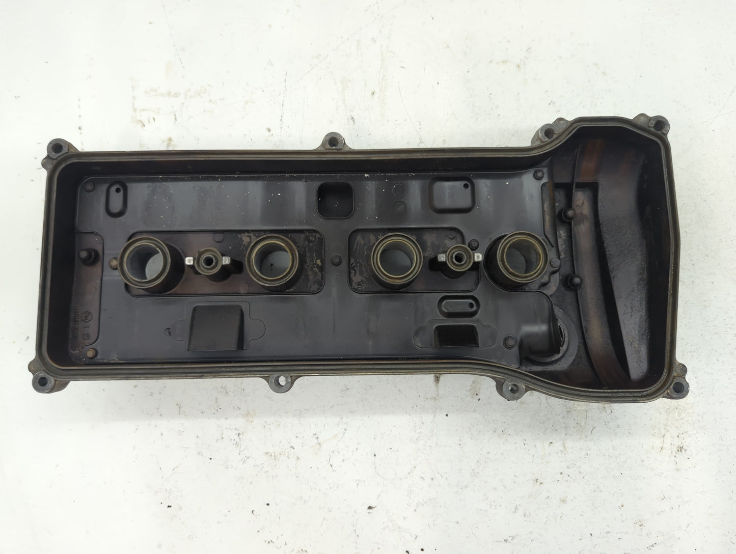 2009-2014 Nissan Murano VALVE COVER - Oemusedautoparts1.com
