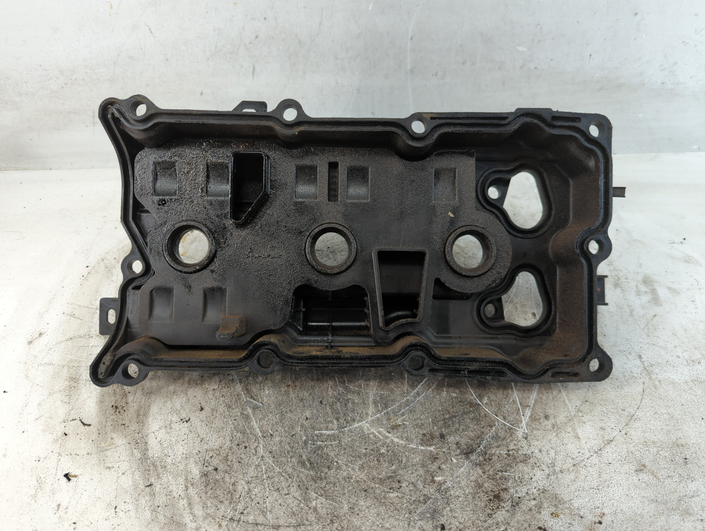 2009 Nissan Pathfinder Driver Left Cylinder Head Valve Cover Fits OEM Used Auto Parts - Oemusedautoparts1.com