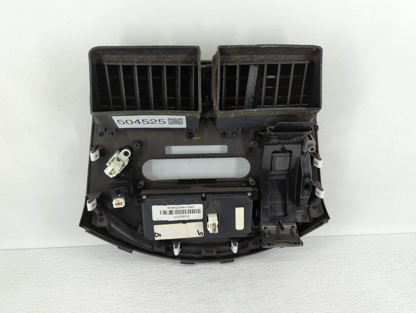2007-2009 Nissan Quest Radio Control Panel - Oemusedautoparts1.com