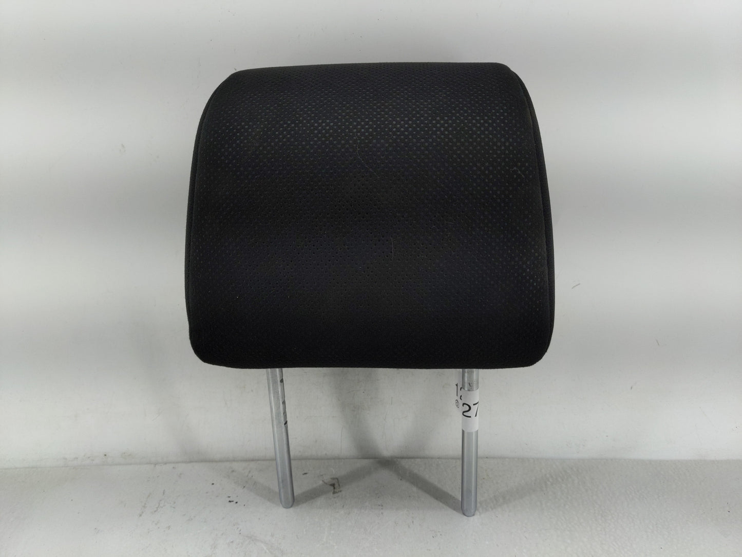 2009 Nissan Rogue Headrest Head Rest Front Driver Passenger Seat - Oemusedautoparts1.com