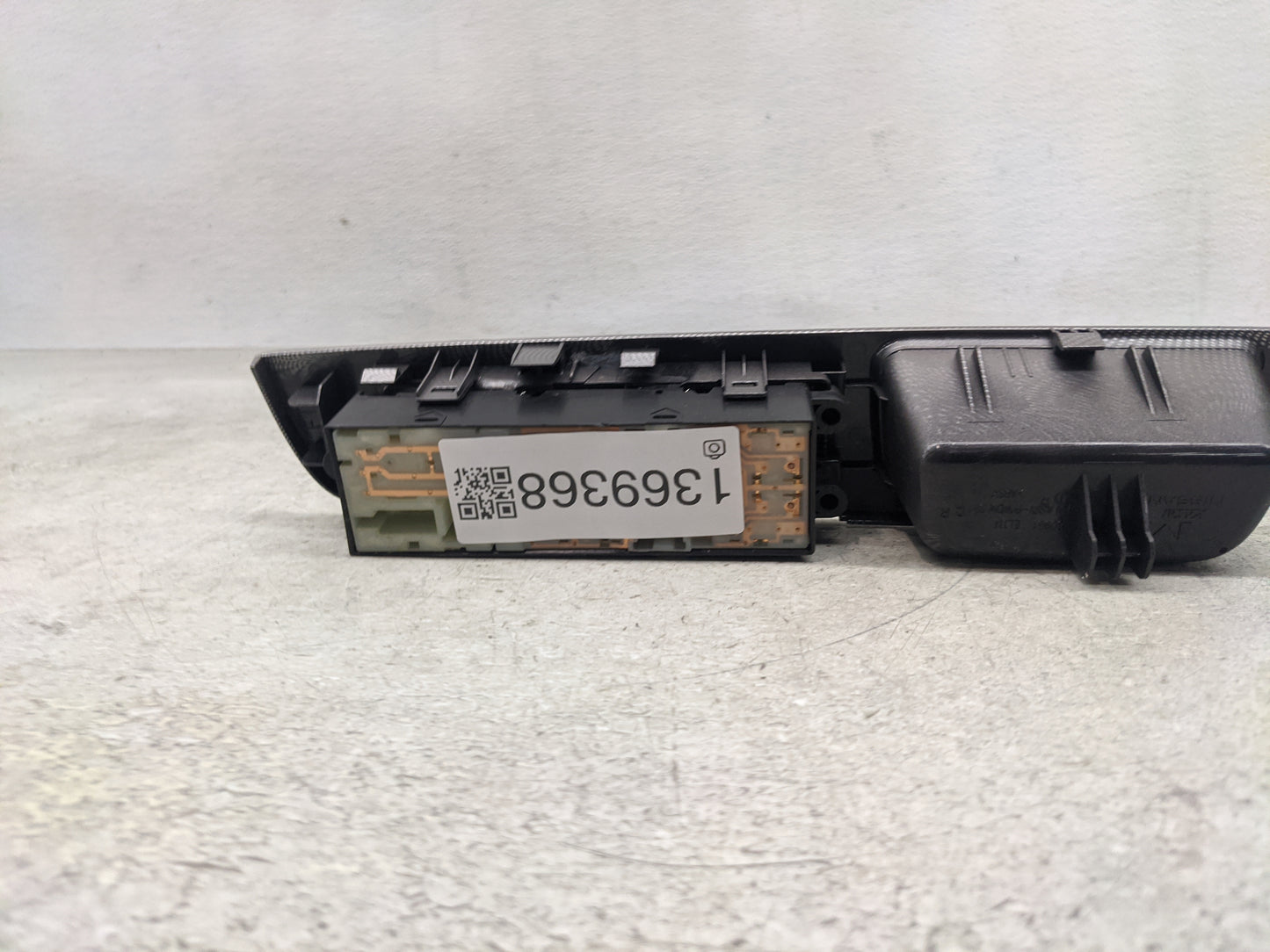 2007-2009 Nissan Versa Master Power Window Switch Replacement Driver Side Left Fits Fits 2007 2008 2009 OEM Used Auto Parts