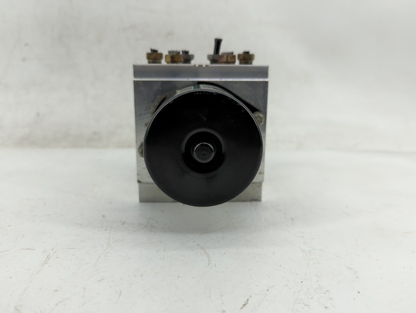 2008-2009 Pontiac G6 ABS Pump Control Module Replacement P/N:25949989 Fits Fits 2008 2009 OEM Used Auto Parts - Oemusedautop