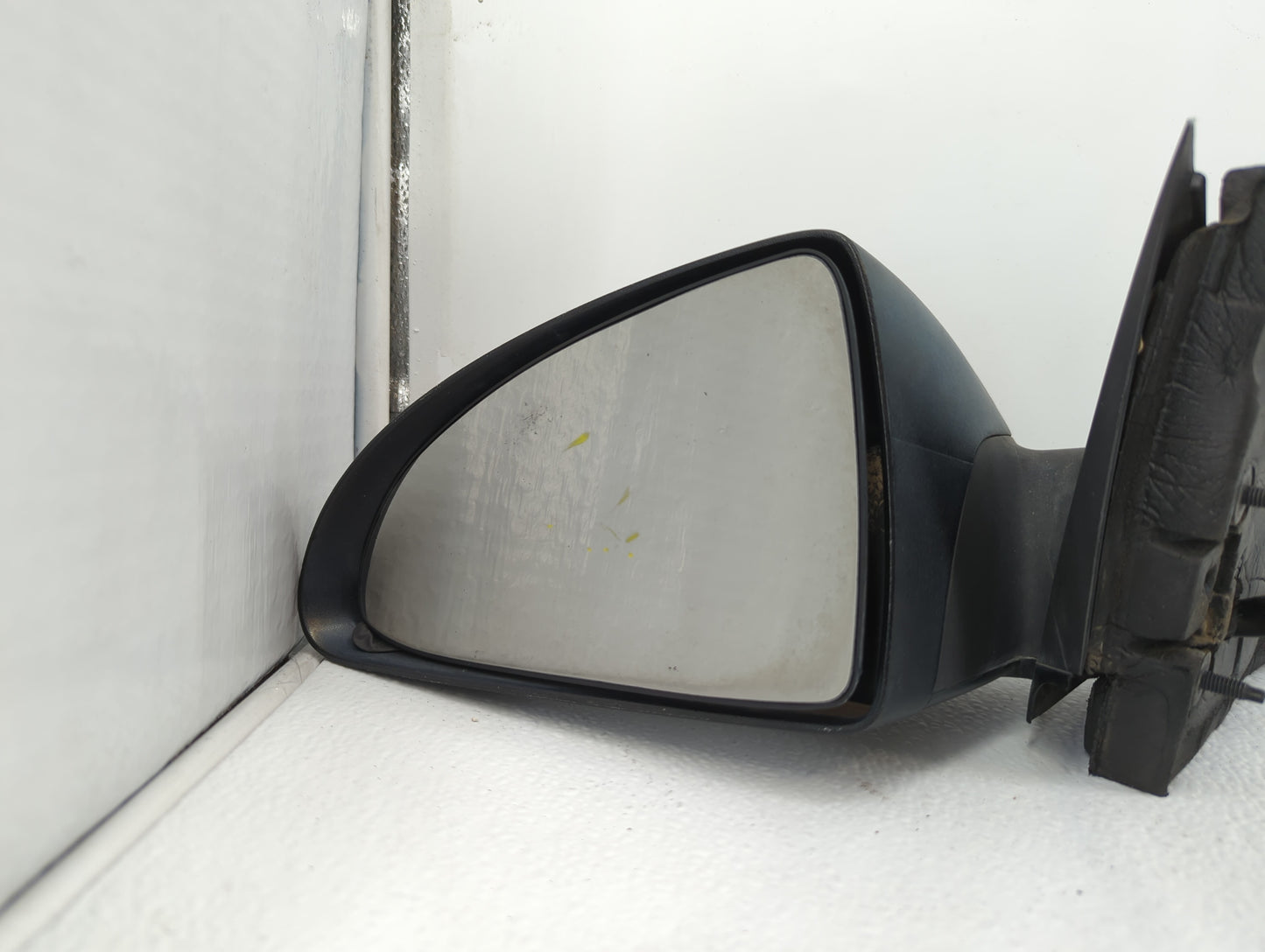 2005-2009 Pontiac G6 Driver Side View Mirror - Left Door Mirror OEM Used - Oemusedautoparts1.com
