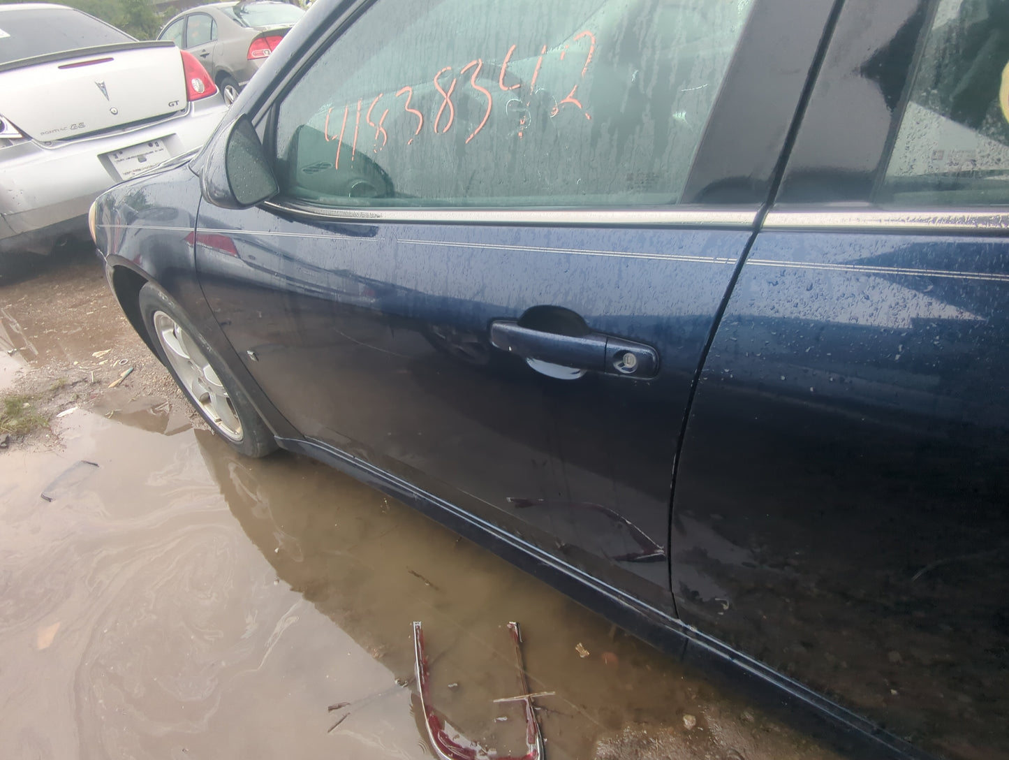 2005-2010 Pontiac G6 Driver Front Door Oem - Oemusedautoparts1.com